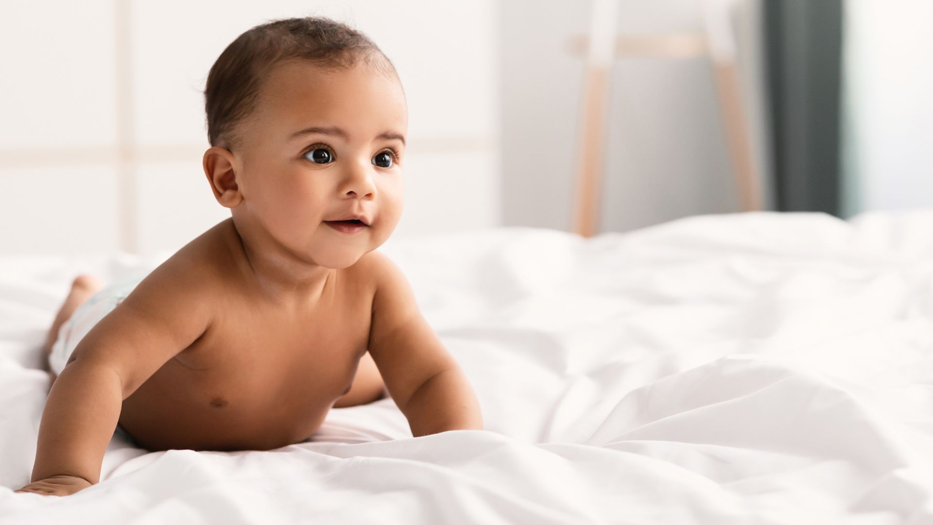 Parent and baby in responsive connection — building in relationship